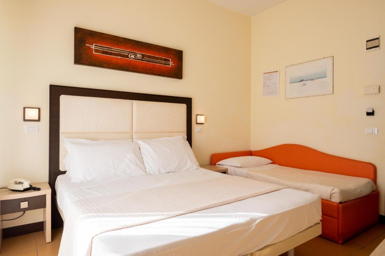 Hotel City Rimini Exterior foto