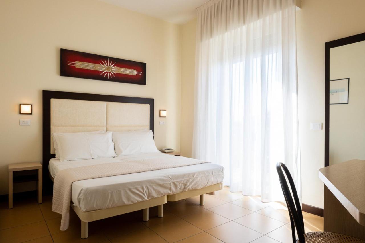 Hotel City Rimini Exterior foto