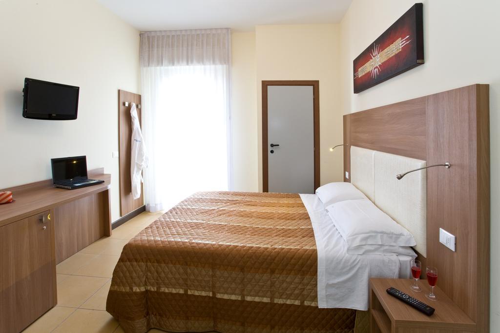 Hotel City Rimini Exterior foto